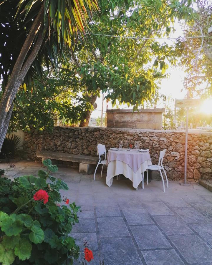 Masseria Agriturismo Il Sorriso Degli Ulivi - Dimora Di Charme Gallipoli Zewnętrze zdjęcie